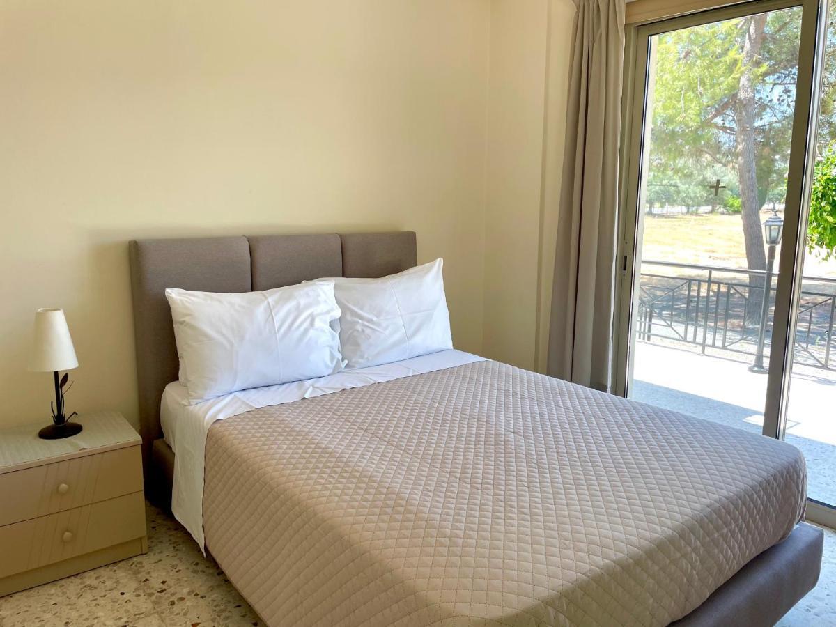 Himonas Apartments Pissouri Exterior photo