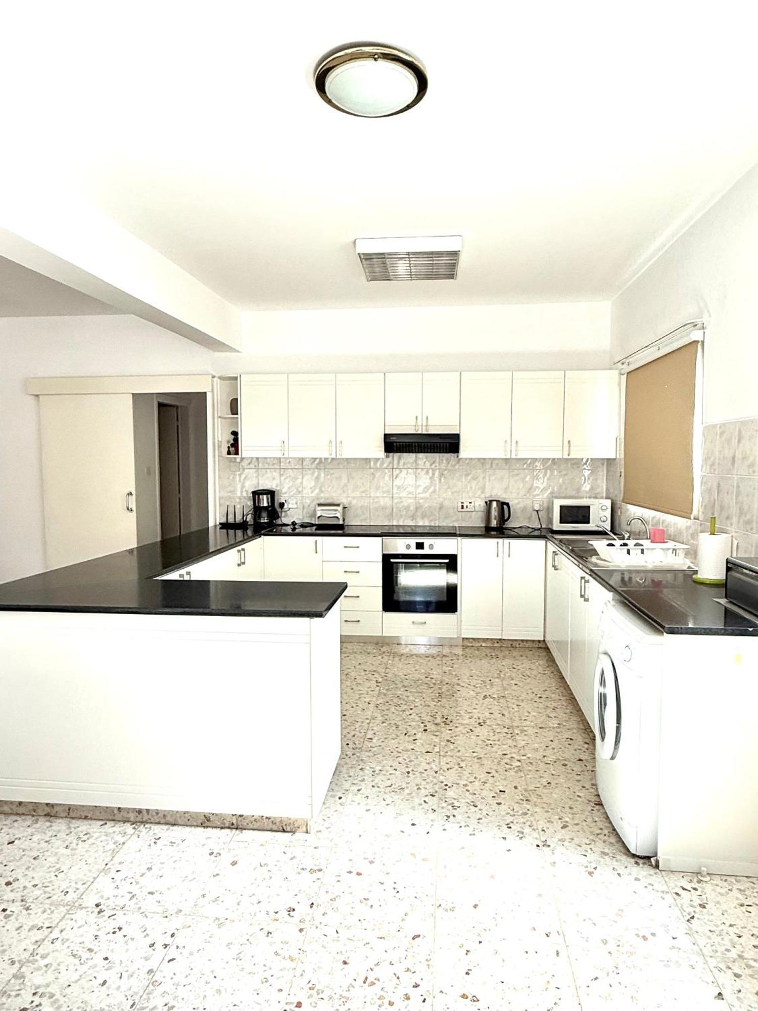 Himonas Apartments Pissouri Exterior photo